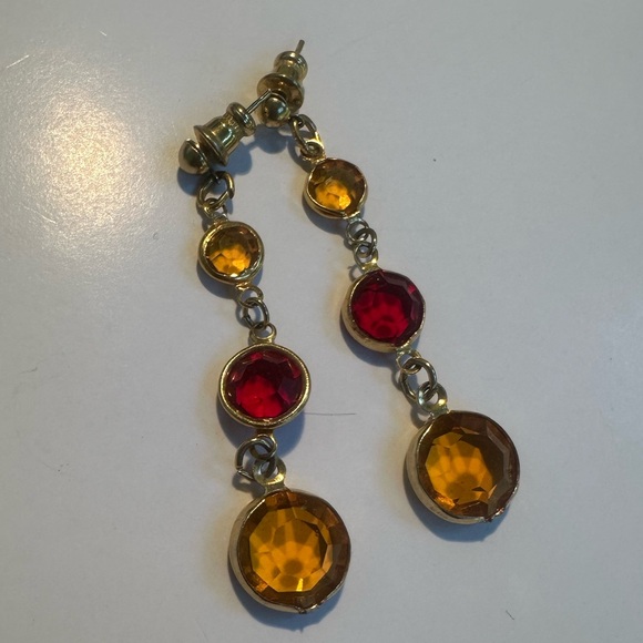 Vintage Gold Tone Drop 3 Tier Stud Style Faceted Glass Pierced Earrings - Picture 2 of 4